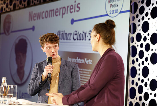 Newcomerpreisträger Jonah Lemm im Gespräch mit Anja Höfer.